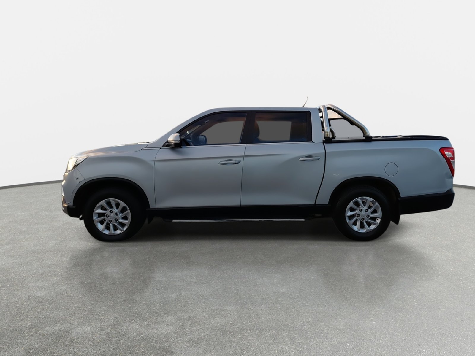 SsangYong Musso 2.2 Grand Glx Td Diesel 2wd Full Mt 4p 2021 - Foto 4 de 8