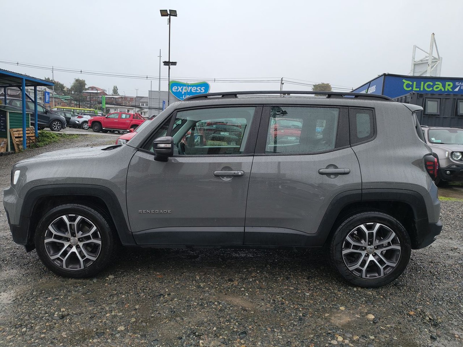Jeep Renegade 1.3t Longitude X 4x2 At 5p 2023 - Foto 4 de 8