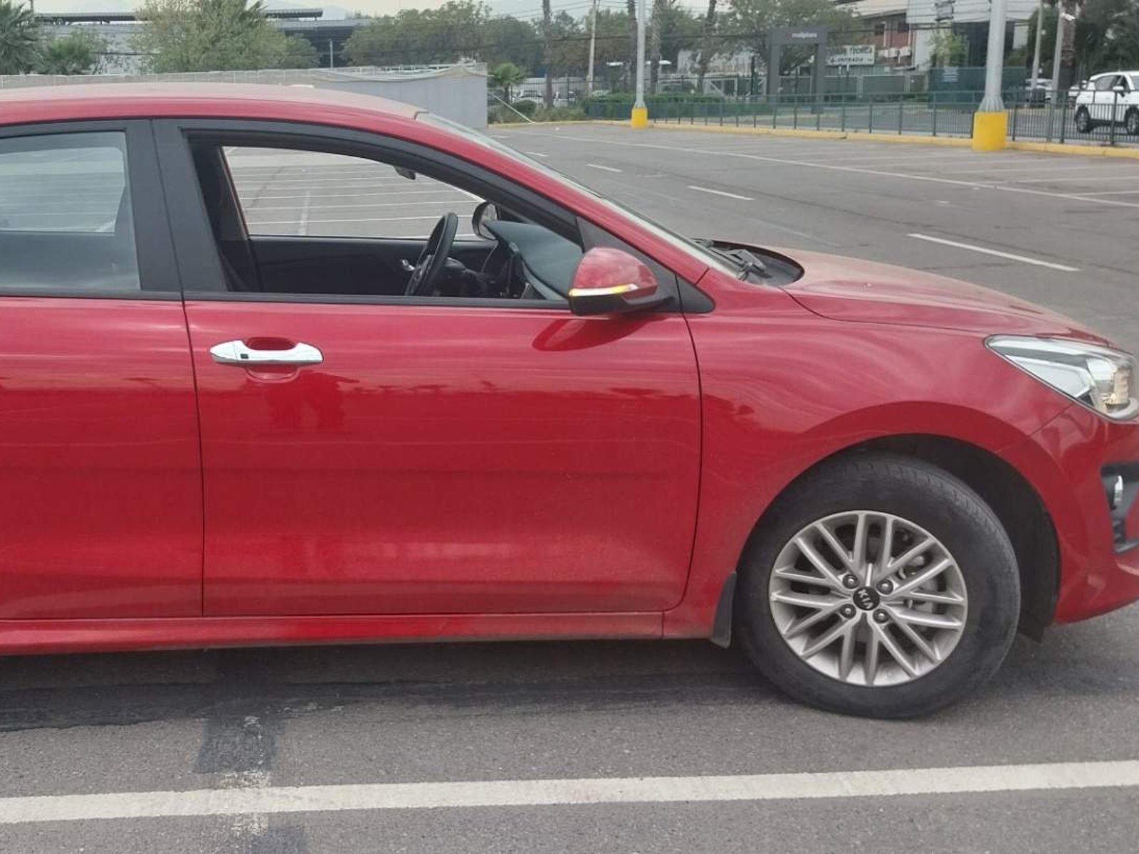 Kia Rio 5 1.4 Ex Full 4x2 Hb Ci 6mt 5p 2022 - Foto 3 de 5