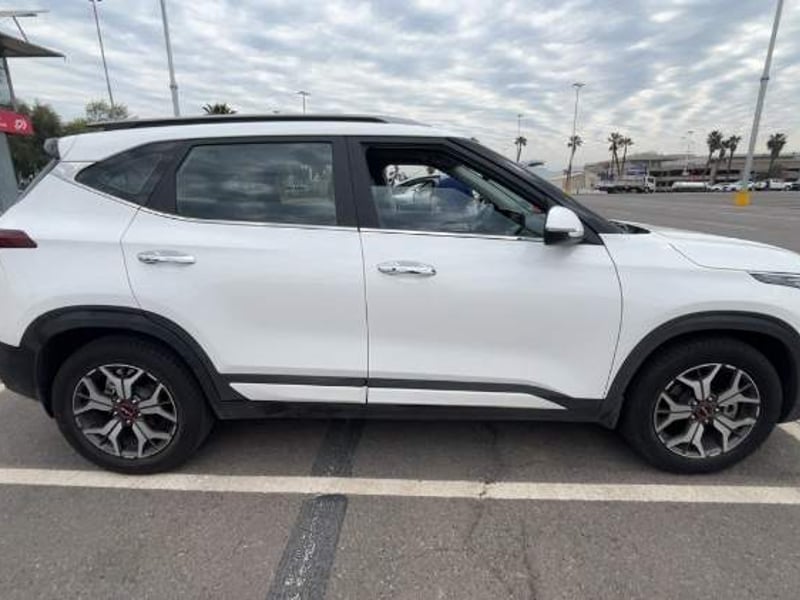 Kia Seltos 1.6 Ex Full 4x2 6at 5p 2023 - Imagen 3 de 5