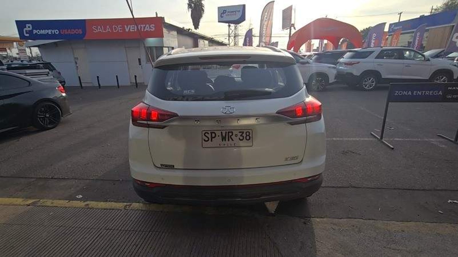 BAIC X35 1.5 Luxury 4x2 Mt 5p 2023 - Imagen 5 de 5