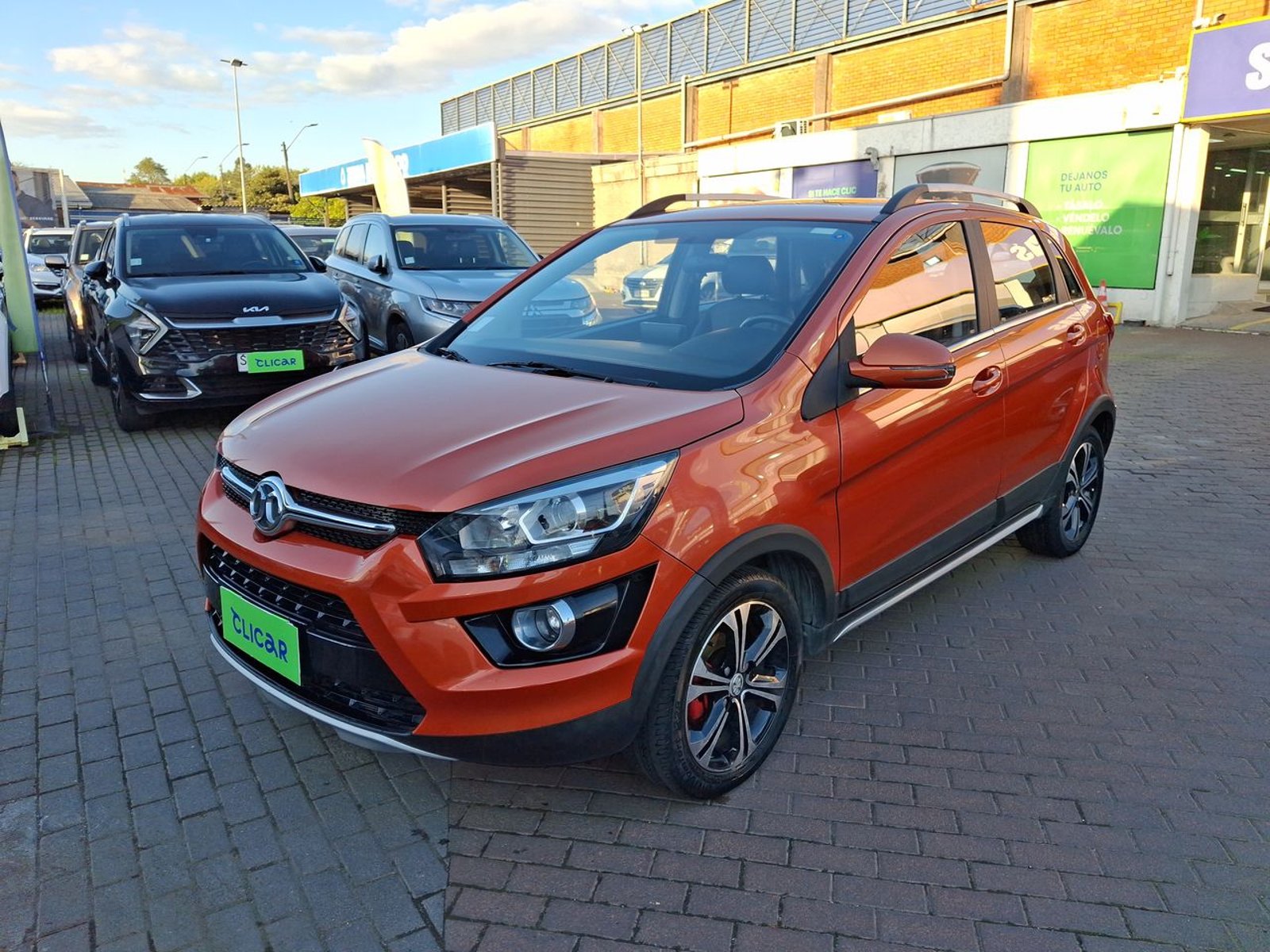 Baic X25 1.5 Elite 4x2 Mt 5p 2020 - Foto 3 de 8