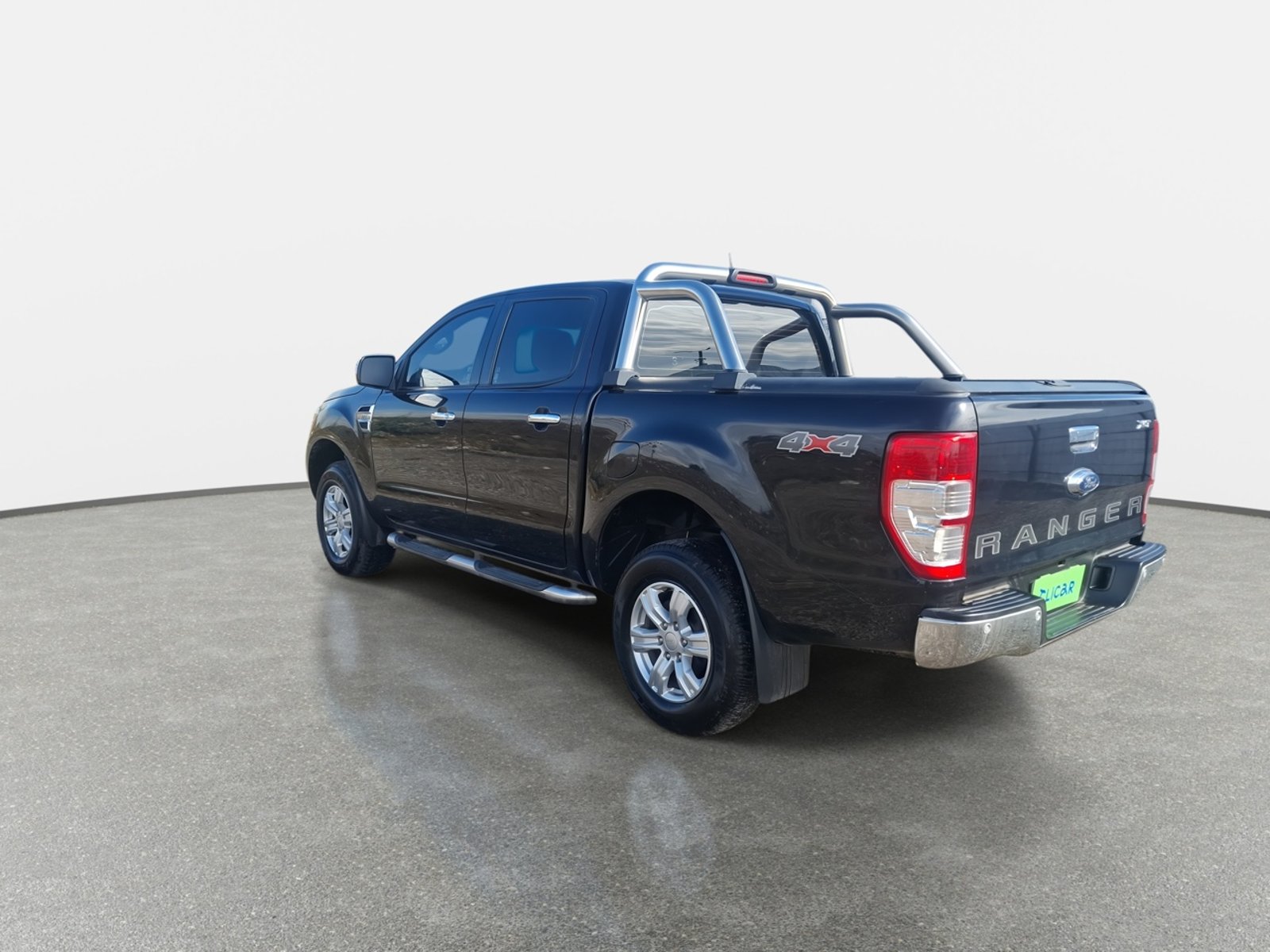 Ford Ranger 3.2 Xlt 4x4 Diesel Dob. Cab. At 4p 2023 - Foto 5 de 8