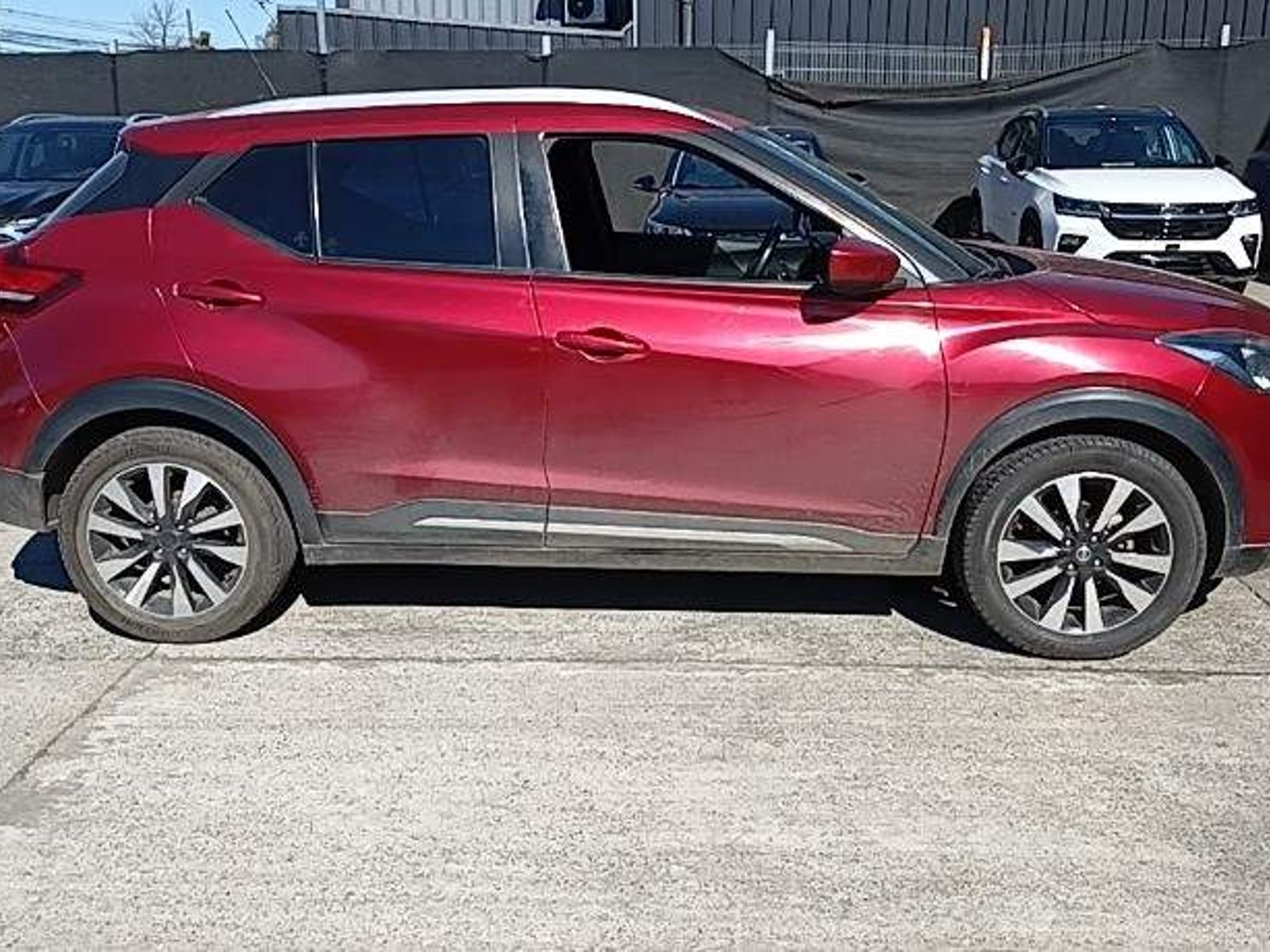 Nissan Kicks 1.6 Advance 4x2 Mt 5p 2018 - Foto 2 de 4