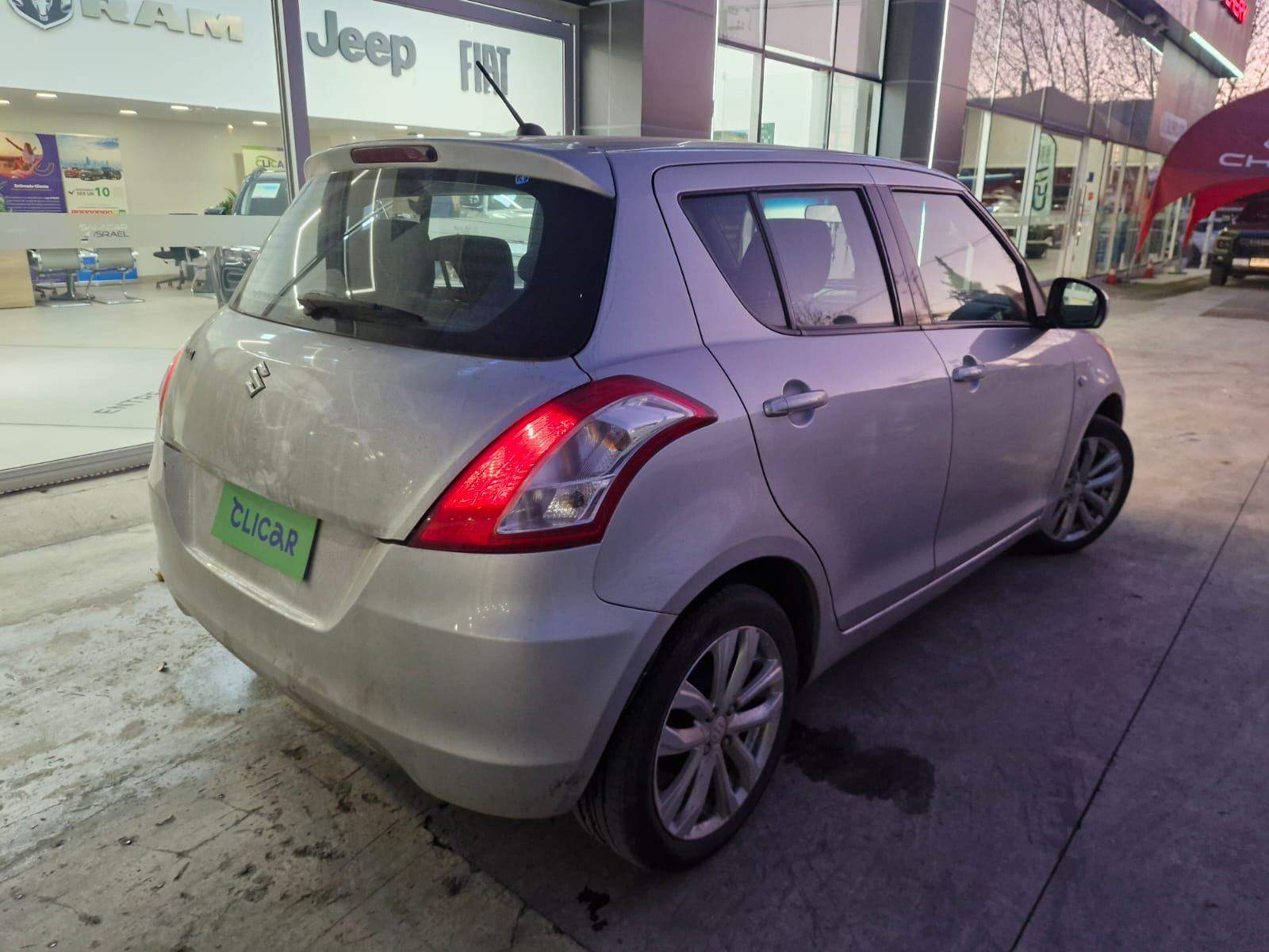 Suzuki Swift 1.2 Gl 4x2 Hb Ac Mt 5p 2017 - Foto 4 de 8