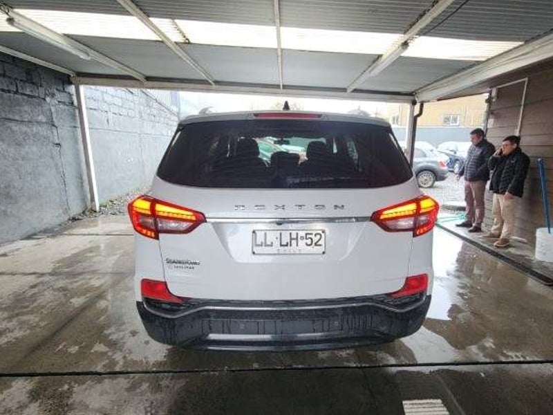 SsangYong Rexton 2.2 Diesel Yrx301 4x2 Mt 5p 2020 - Imagen 5 de 5