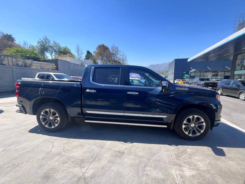 Chevrolet Silverado 3.0 High Country 4x4 At 4p 2023 - Imagen 3 de 5