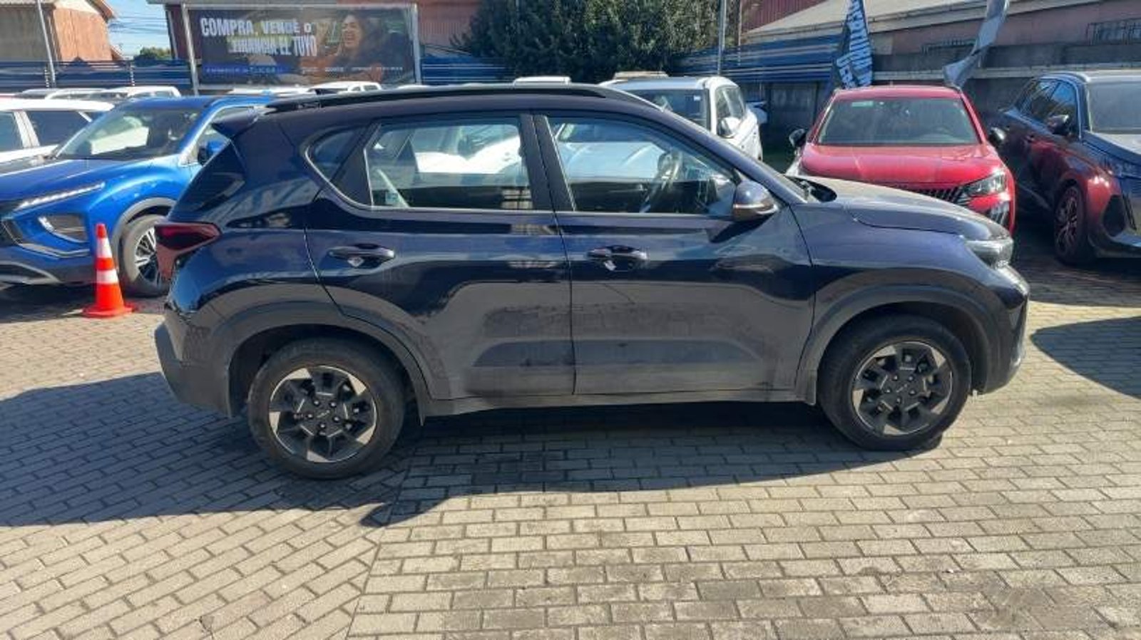 Kia Sonet 1.5 Ex 4x2 6mt 5p 2024 - Imagen 3 de 5