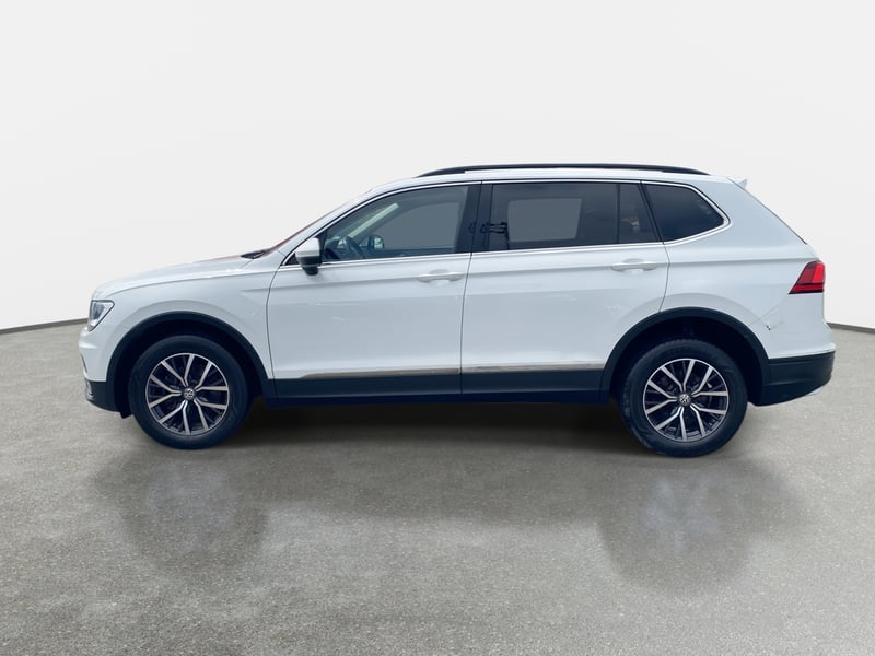 Volkswagen Tiguan 2.0 Tdi Comfortline Diesel 4motion 4x4 150hp 7a At 5p 2019 - Imagen 4 de 8