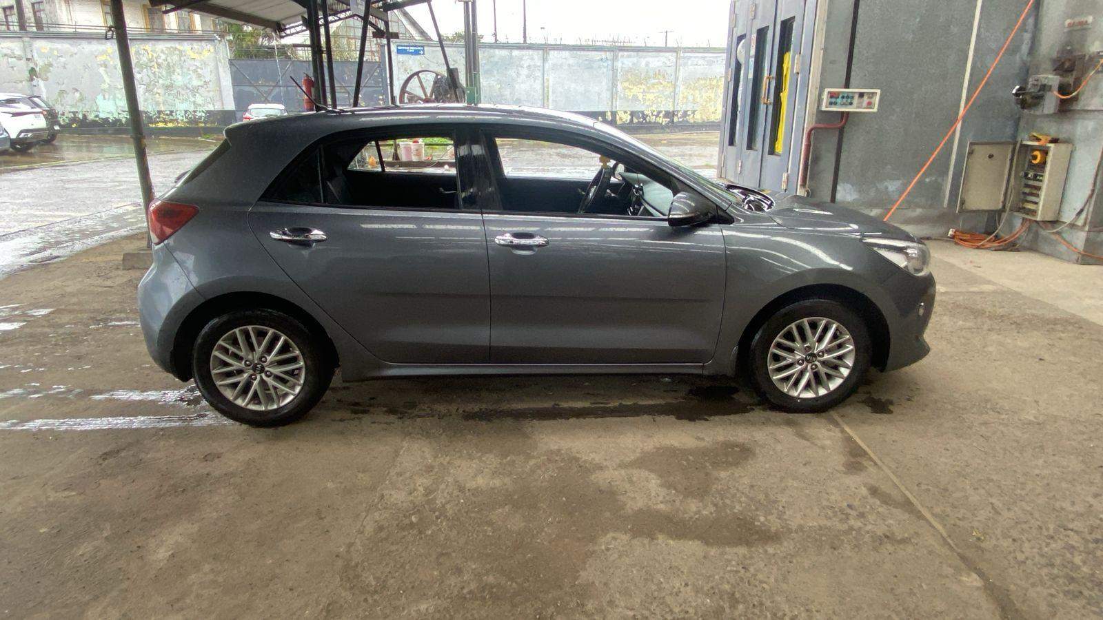 Kia Rio 5 1.4 Ex Full 4x2 Hb 6mt 5p 2019 - Imagen 3 de 5