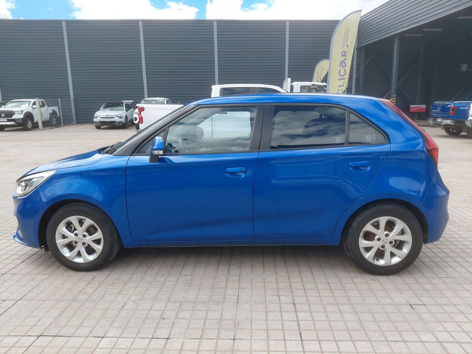 MG 3 1.5 Std 4x2 Hb Mt 5p 2022 - Foto 4 de 8