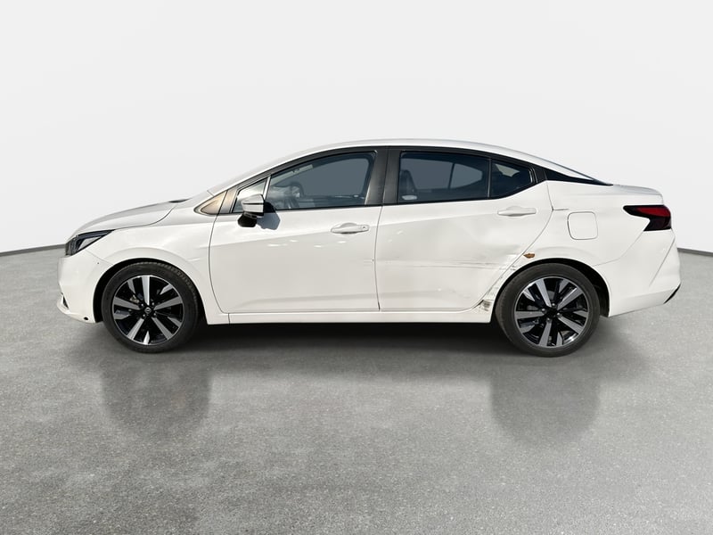 Nissan Versa 1.6 Exclusive 4x2 Cvt At 4p 2023 - Imagen 4 de 8