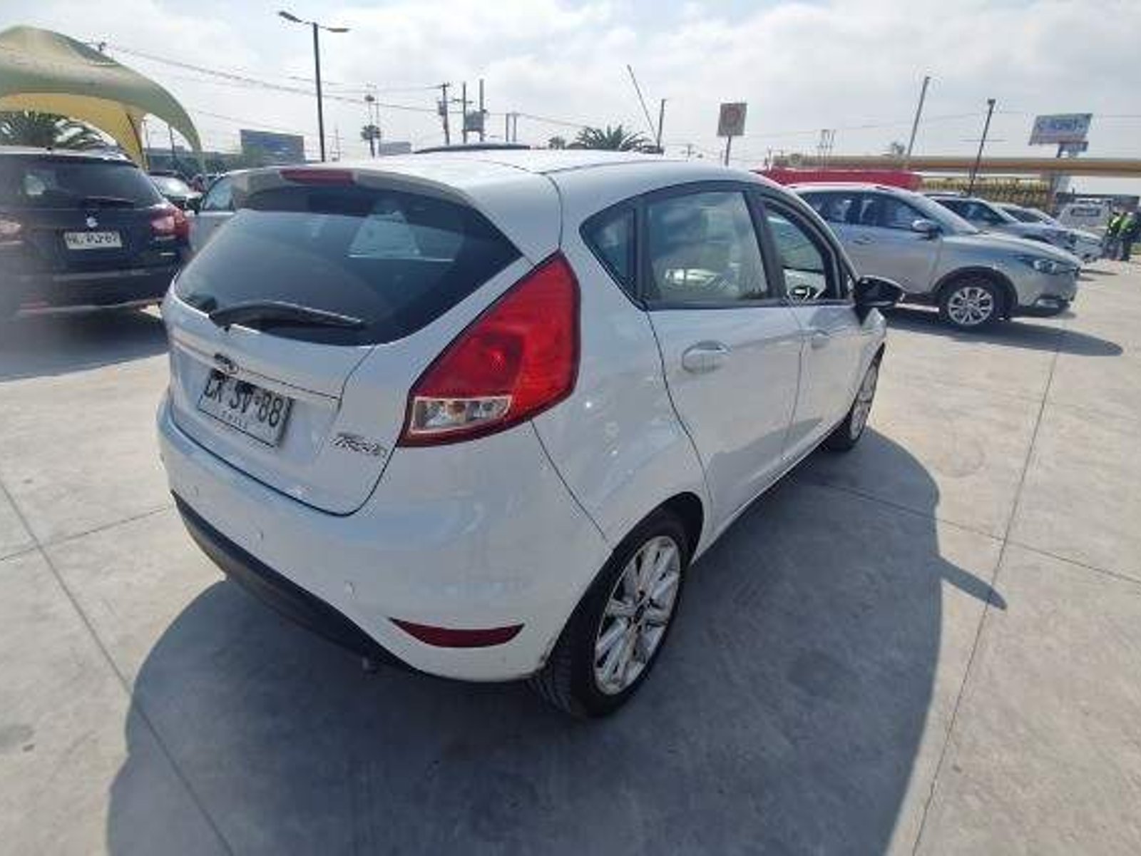Ford Fiesta 1.6 Se 4x2 Hb At 5p 2019 - Foto 4 de 5