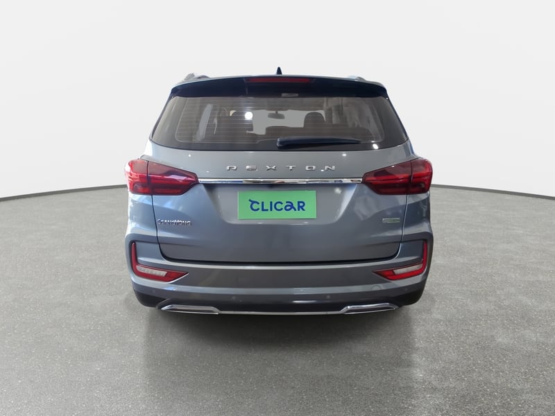 SsangYong Rexton 2.2t Lx Diesel 4x2 2ab 8at 5p 2022 - Imagen 6 de 8