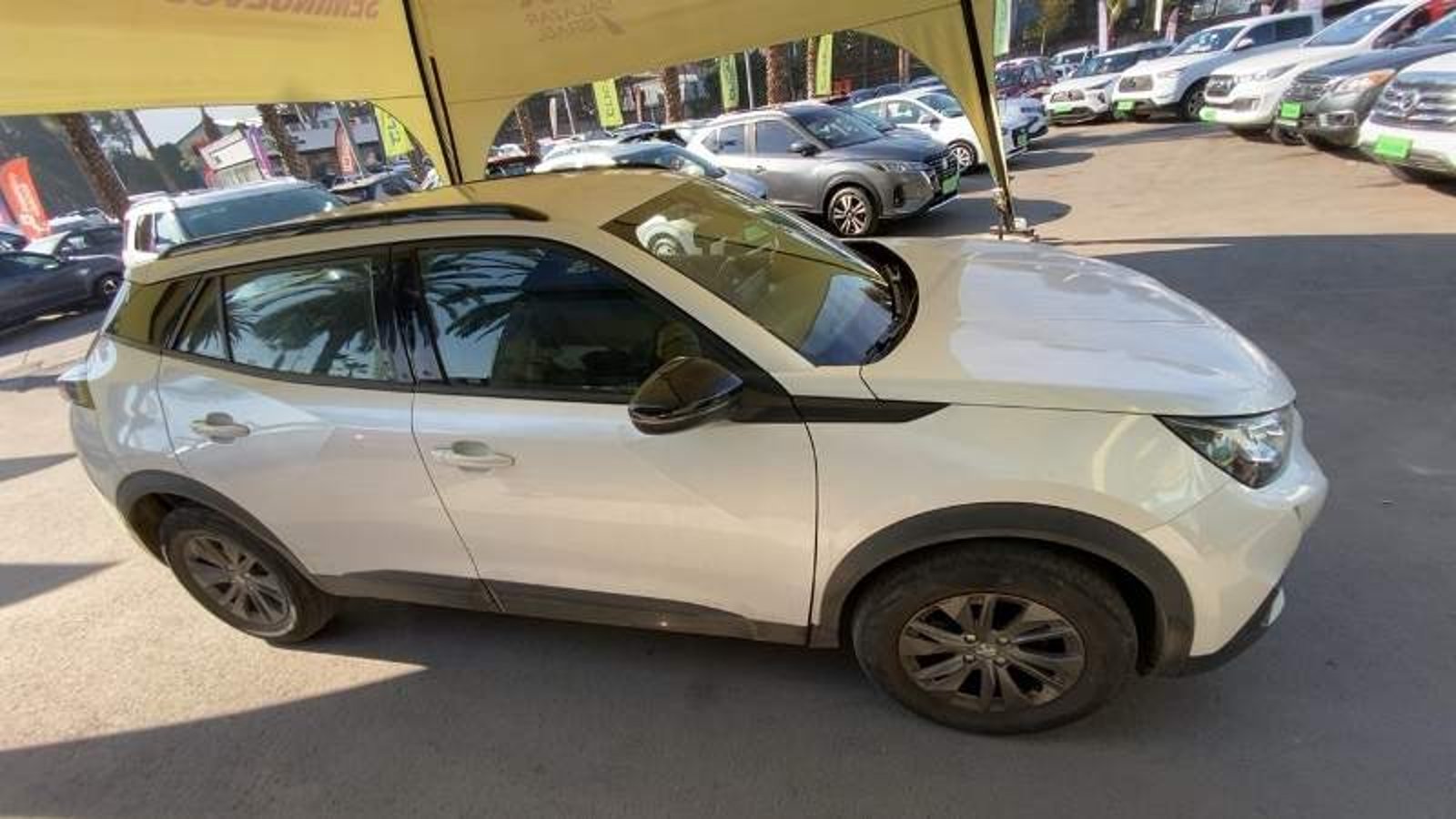Peugeot 2008 1.2 Active Pack Puretech 130hp Mt 5p 2024 - Foto 3 de 8