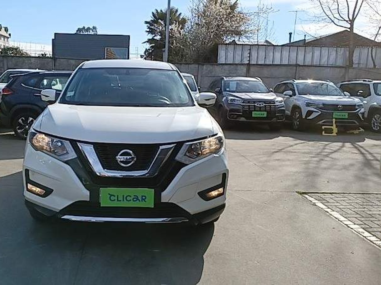 Nissan X-trail 2.5 Sense Mc 4x2 3row Cvt At 5p 2021 - Foto 2 de 5