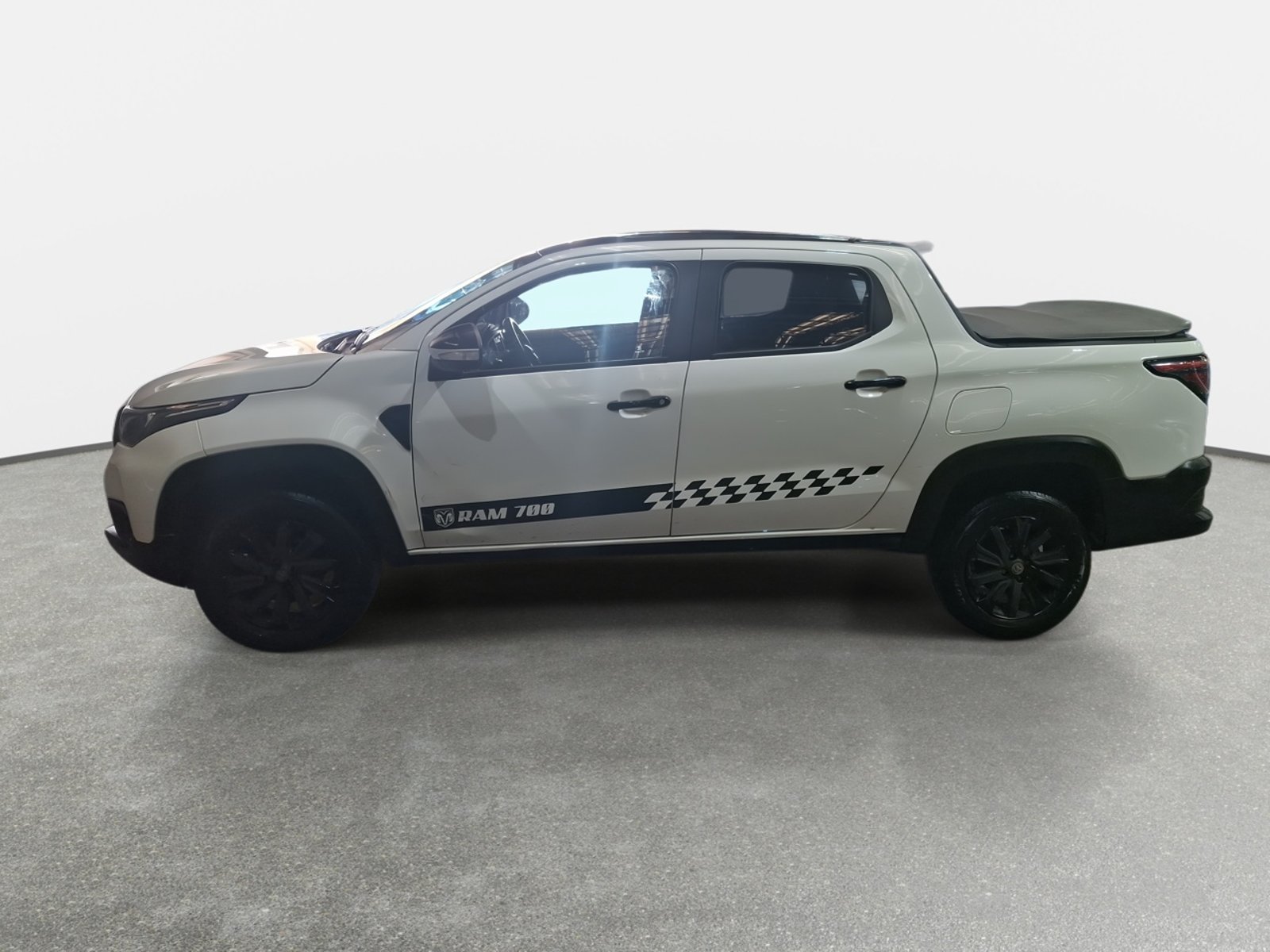 RAM 700 1.4 Bighorn 4x2 Dob. Cab. Mt 4p 2023 - Foto 4 de 8