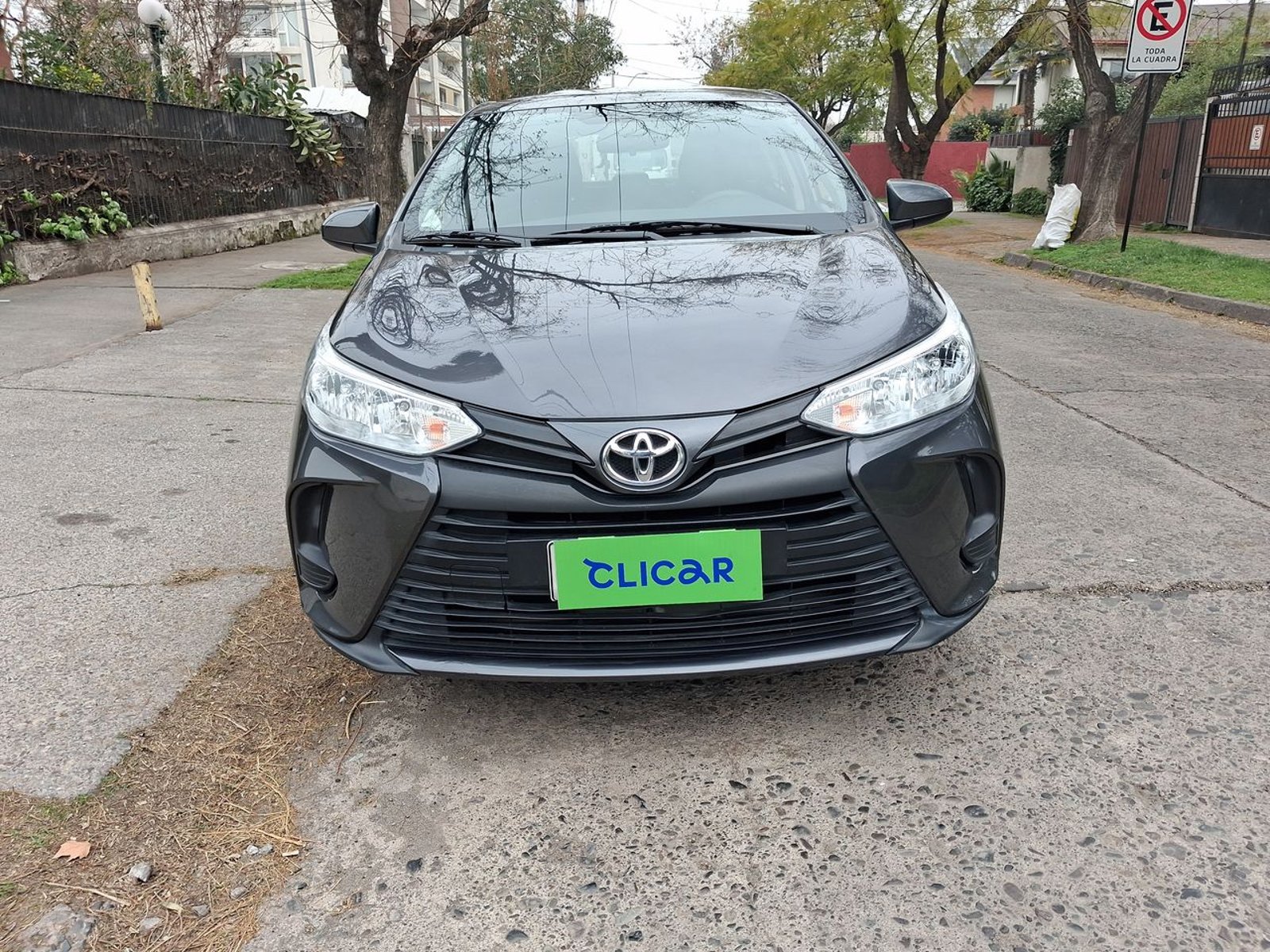 Toyota Yaris 1.5 Gli E 4x2 Mt 4p 2022 - Foto 2 de 8