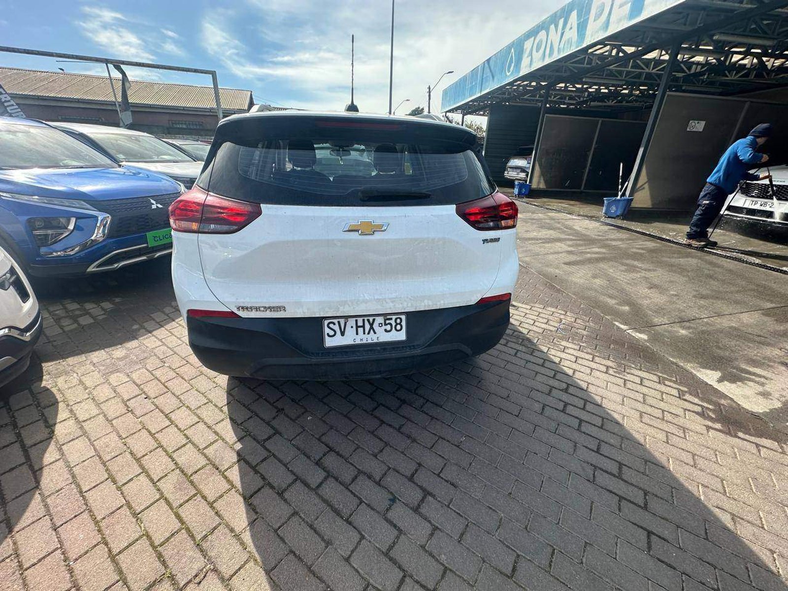 Chevrolet Tracker 1.2t Ls Fwd Mt 5p 2023 - Imagen 5 de 5