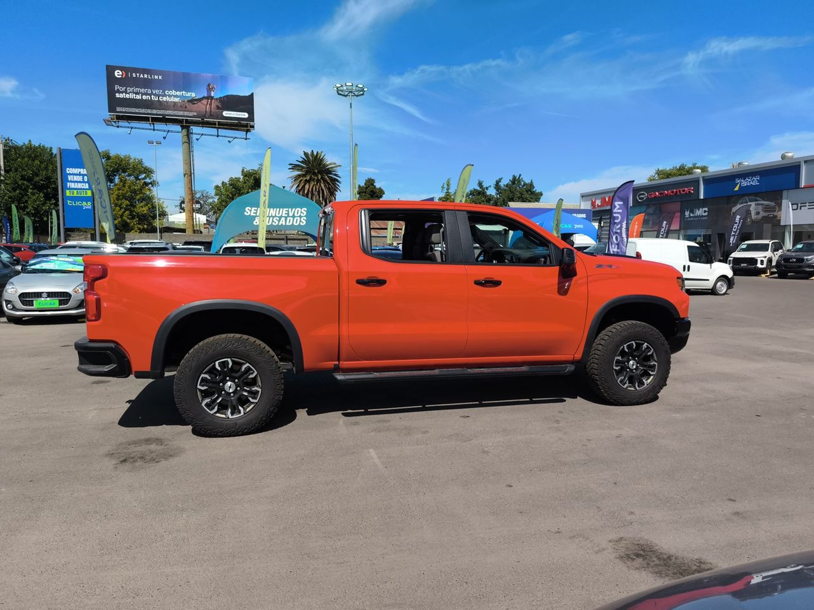 Chevrolet Silverado 6.2 Zr2 R 4x4 At 4p 2025 - Imagen 8 de 8