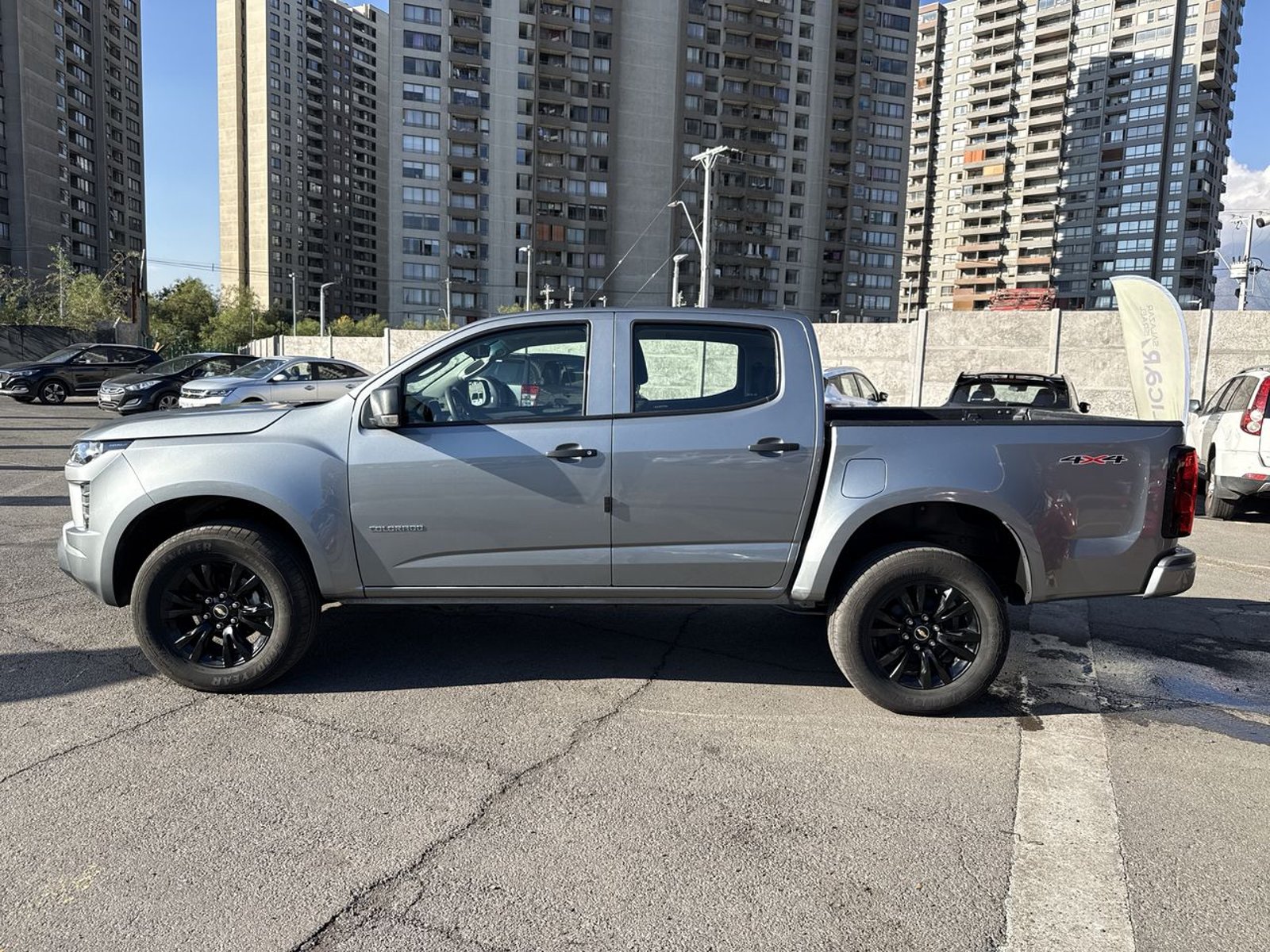 Chevrolet Colorado 2.8 Wt Diesel 4wd At 4p 2025 - Foto 4 de 8