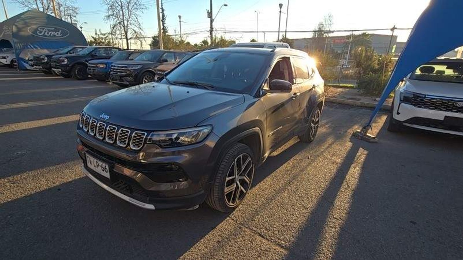 Jeep Compass 1.3 Limited 4x2 At 5p 2025 - Imagen 6 de 8
