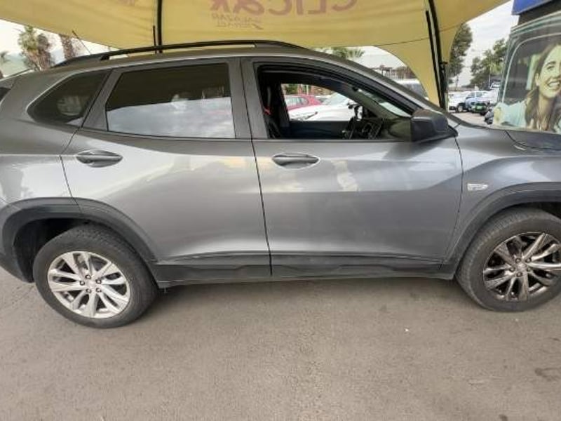 Chevrolet Tracker 1.2t Ltz Fwd Mt 5p 2021 - Imagen 3 de 5