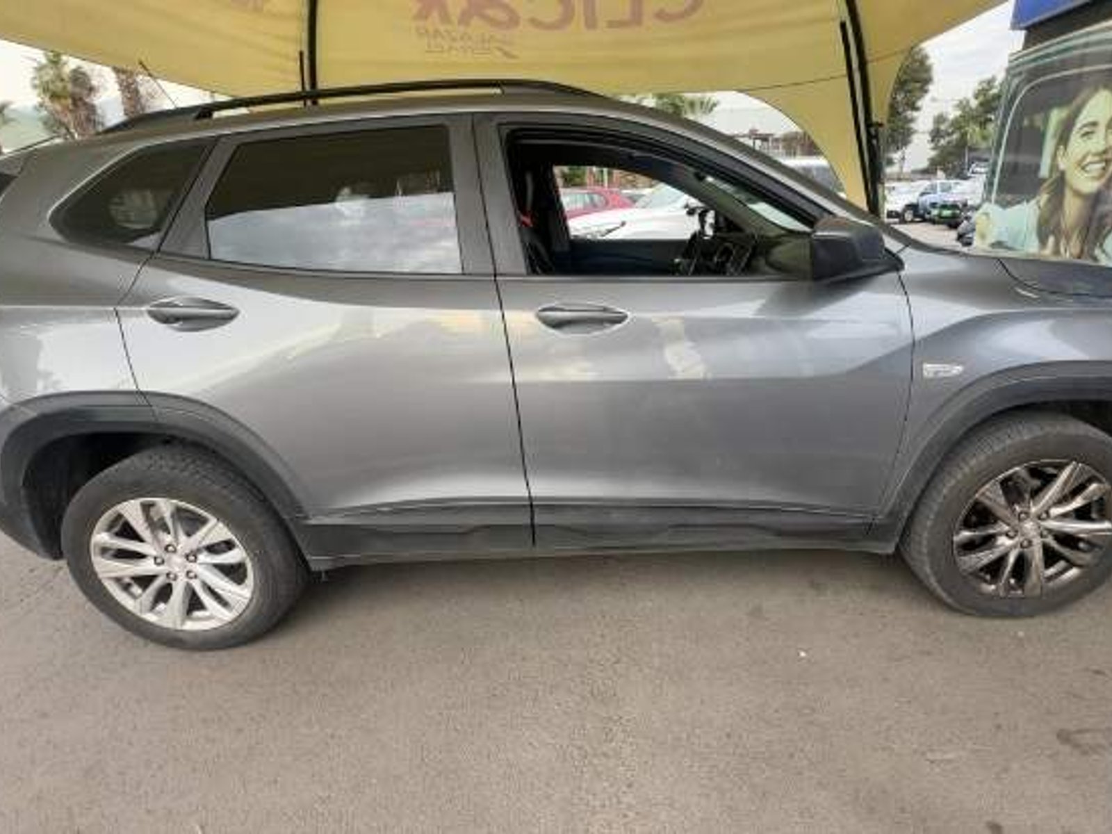 Chevrolet Tracker 1.2t Ltz Fwd Mt 5p 2021 - Foto 3 de 5