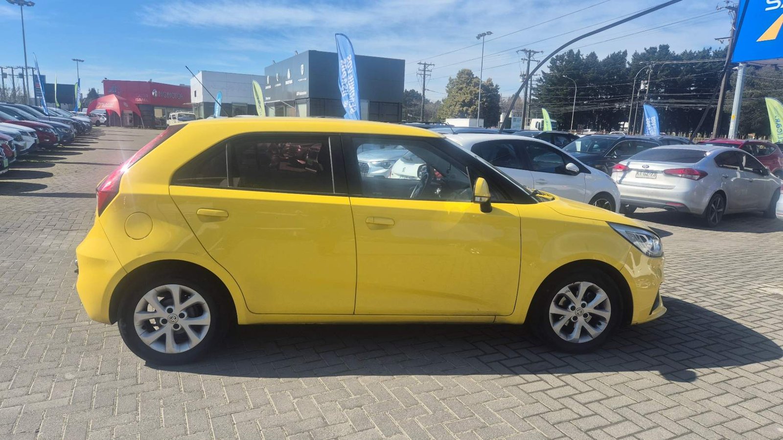 MG Mg 3 1.5 Std 4x2 Hb Mt 5p 2023 - Imagen 3 de 5