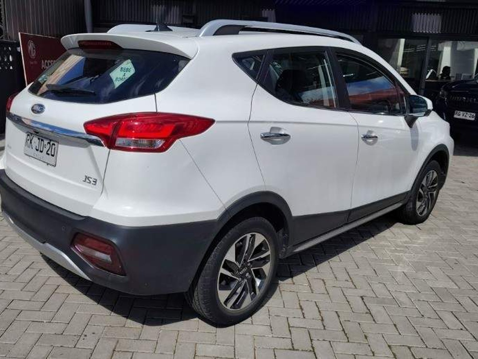 JAC Js3 1.6 Advance 4x2 Mt 5p 2022 - Foto 4 de 5