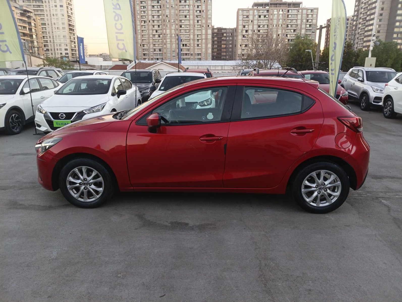 Mazda 2 1.5 S Sport 4x2 Mt 5p 2017 - Foto 4 de 8
