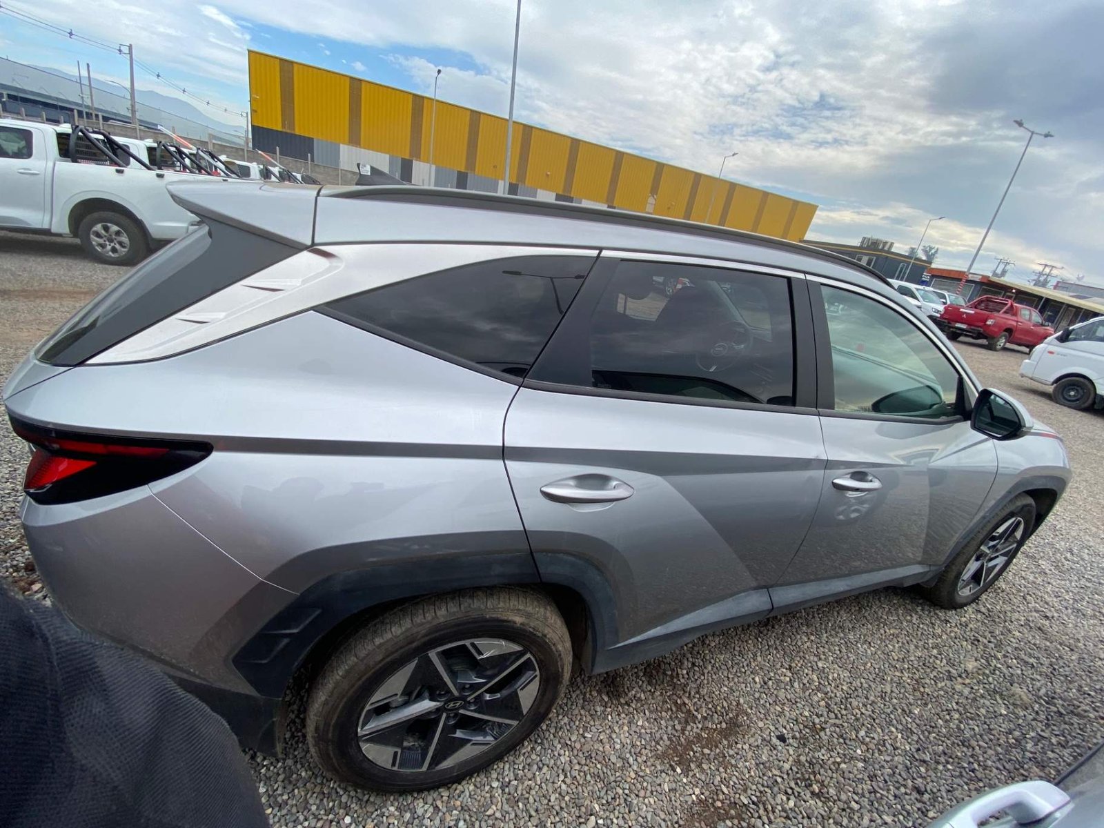 Hyundai Tucson 2.0 Nx4 Plus Fl Diesel 4wd At 5p 2025 - Imagen 3 de 5