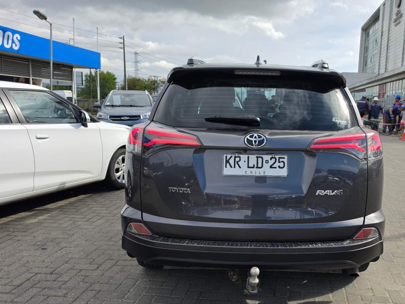 Toyota Rav 4 2.0 Lujo 4x2 Mt 5p 2018 - Foto 5 de 5