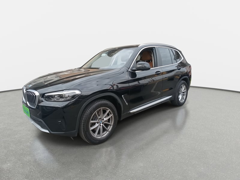 BMW X3 2.0 Dynamic Lci 20i S-drive 4x2 At 5p 2024 - Imagen 3 de 8