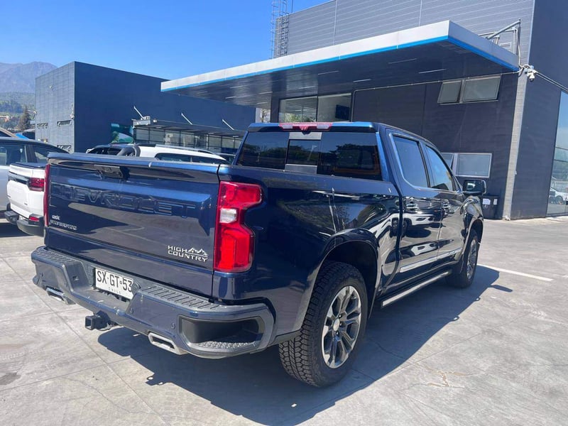Chevrolet Silverado 3.0 High Country 4x4 At 4p 2023 - Imagen 4 de 5