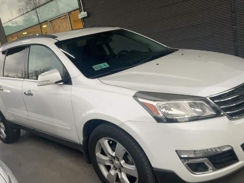 Chevrolet Traverse 3.6l Lt Fwd At 5p 2017 - Imagen 3 de 5