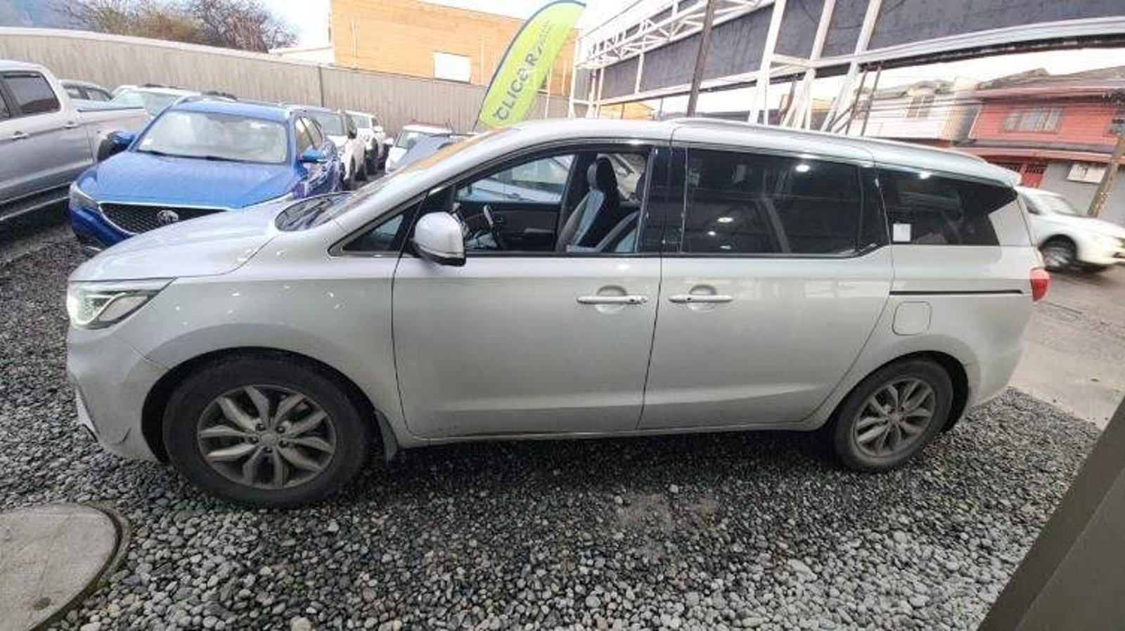Kia Grand Carnival 2.2 Ex Diesel 4x2 8at 5p 2020 - Imagen 8 de 8