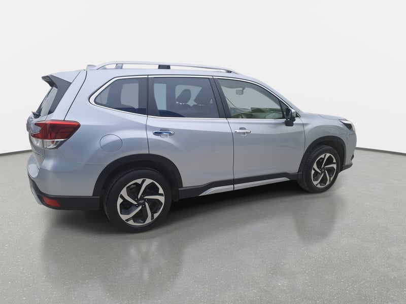 Subaru Forester 2.0i Limited Eyesight Awd At 5p 2024 - Imagen 7 de 8