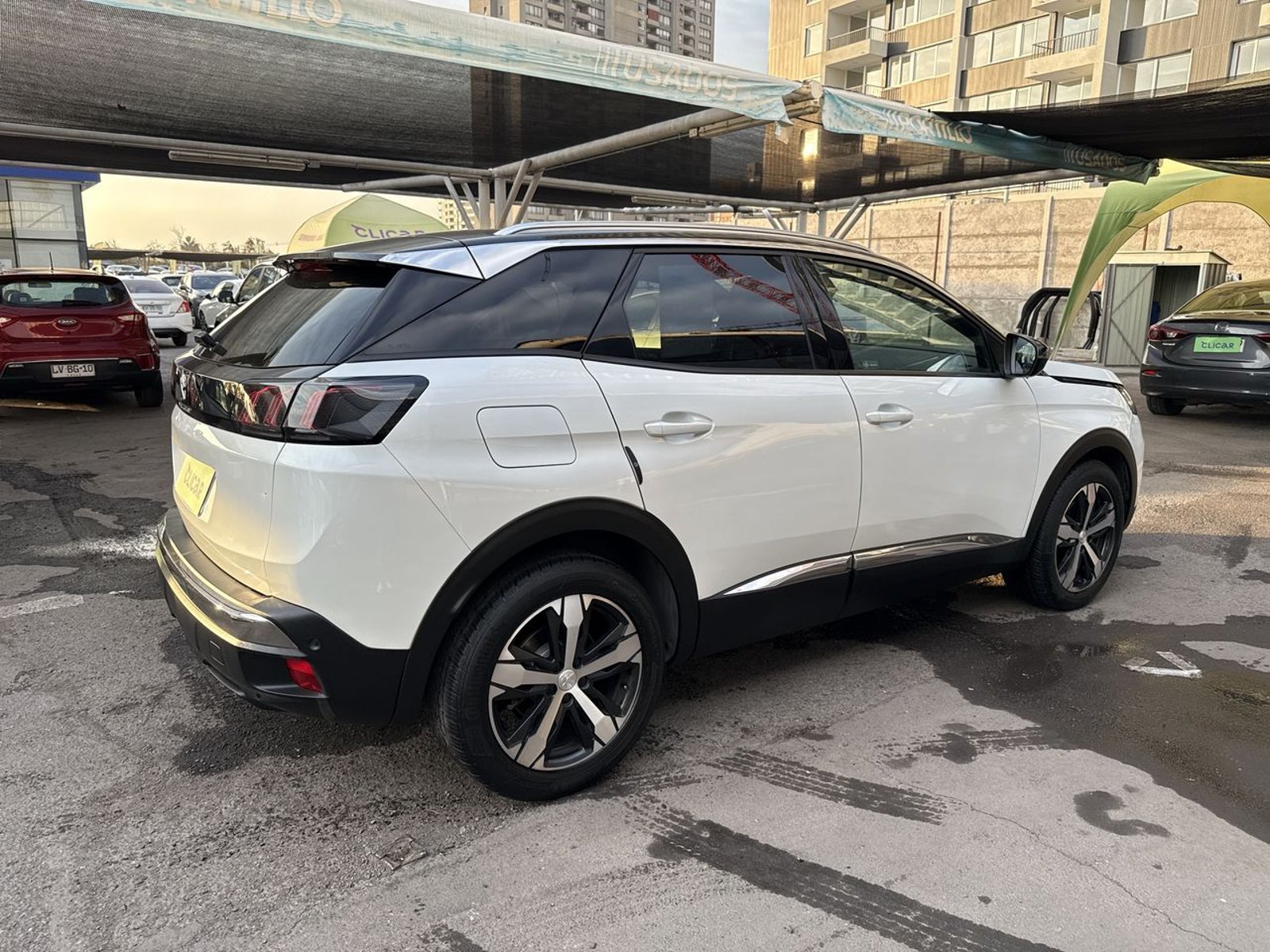 Peugeot 3008 1.5 Allure Pack Bluehdi 130 4x2 Eat8 5p 2024 - Imagen 7 de 8
