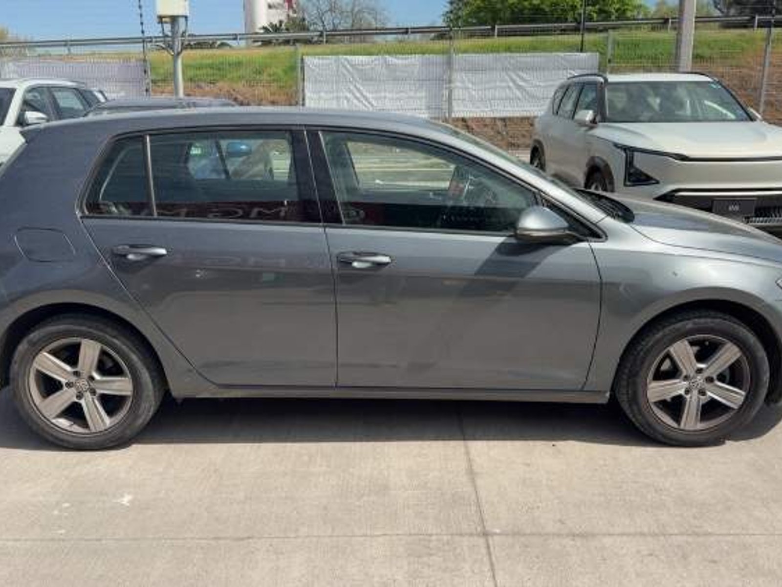 Volkswagen Golf 1.6 Comfortline 4x2 Mt 5p 2021 - Foto 3 de 5