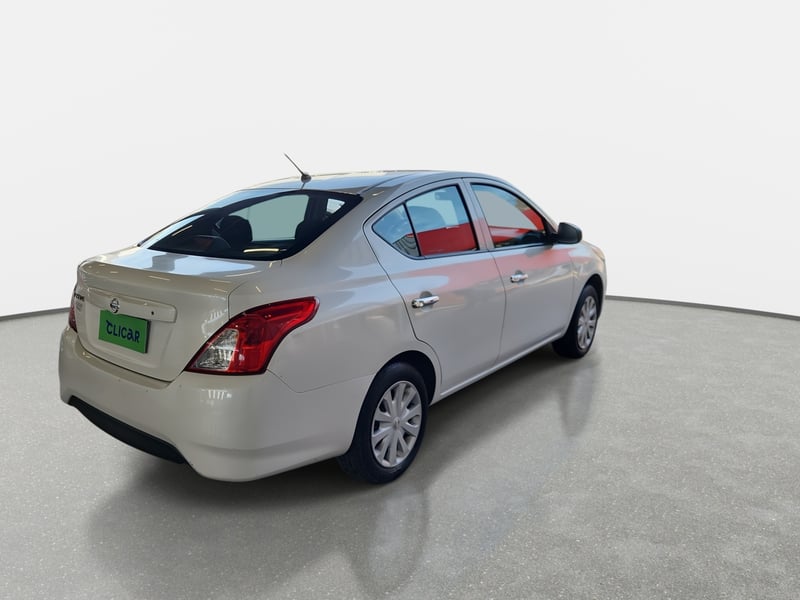 Nissan Versa 1.6 Sense 4x2 Mt 4p 2021 - Imagen 7 de 8