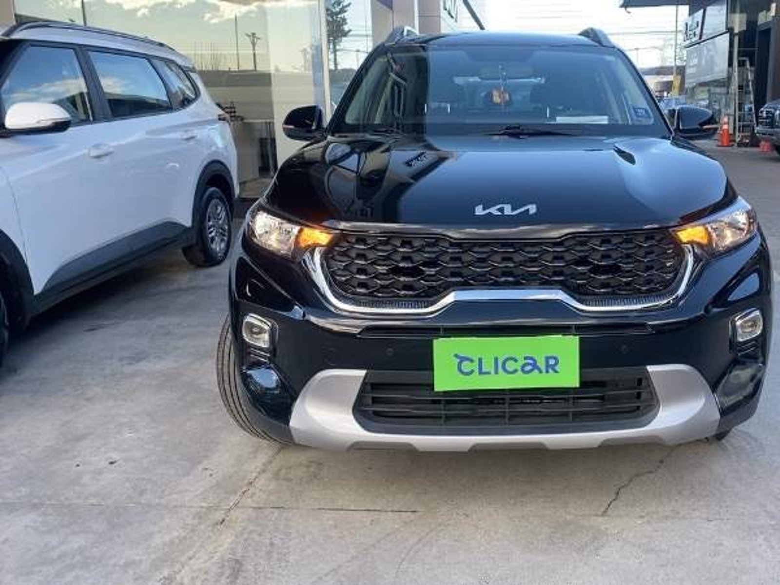 Kia Sonet 1.5 Ex Full 4x2 Ri 6mt 5p 2024 - Foto 2 de 5