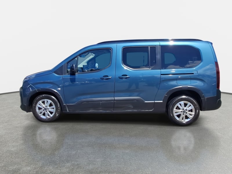 Peugeot Rifter 1.6 Allure Bluehdi Diesel 100hp 4x2 Mt6 5p 2025 - Imagen 4 de 8