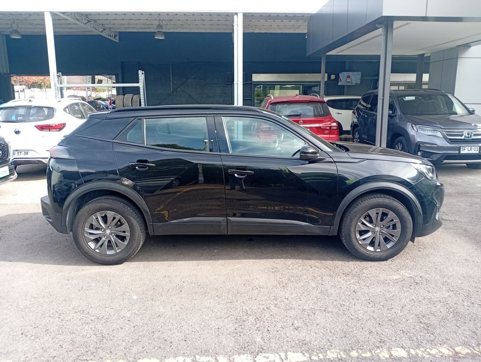 Peugeot 2008 1.2 Active Puretech 130 Mt 5p 2021 - Imagen 8 de 8