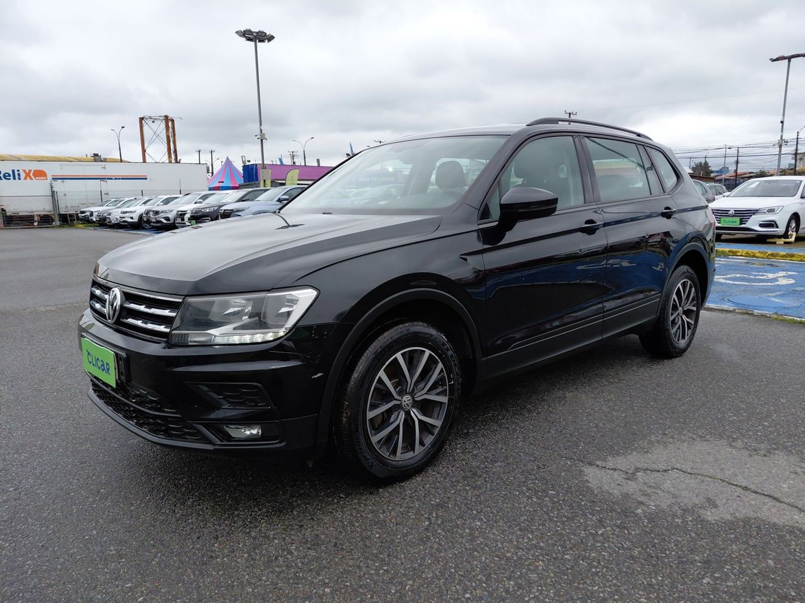 Volkswagen Tiguan 1.4 Tsi Trendline 4x2 Mt 5p 2018 - Imagen 3 de 8