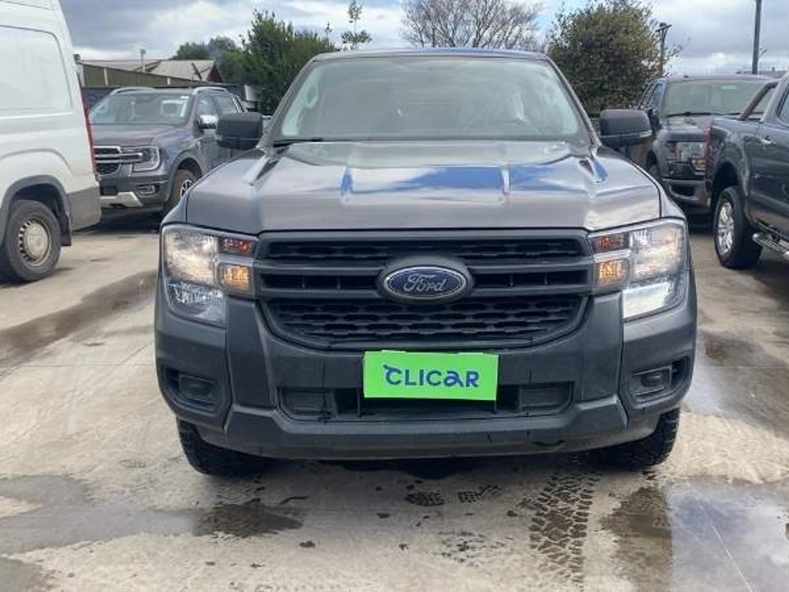 Ford Ranger 2.0 Xl Diesel 4x4 Dob. Cab. Mt 4p 2025 - Foto 2 de 5