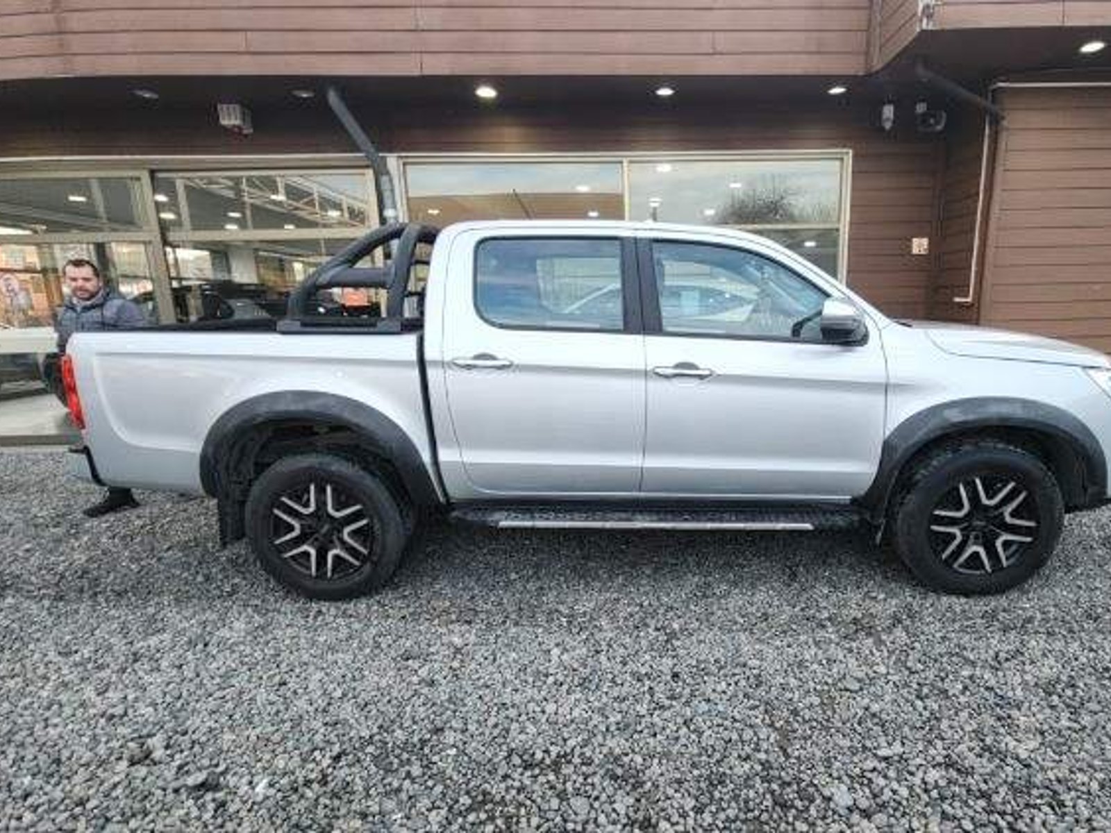 JAC T8 2.0 Comfort 4x4 Diesel Mt 4p 2023 - Foto 2 de 4