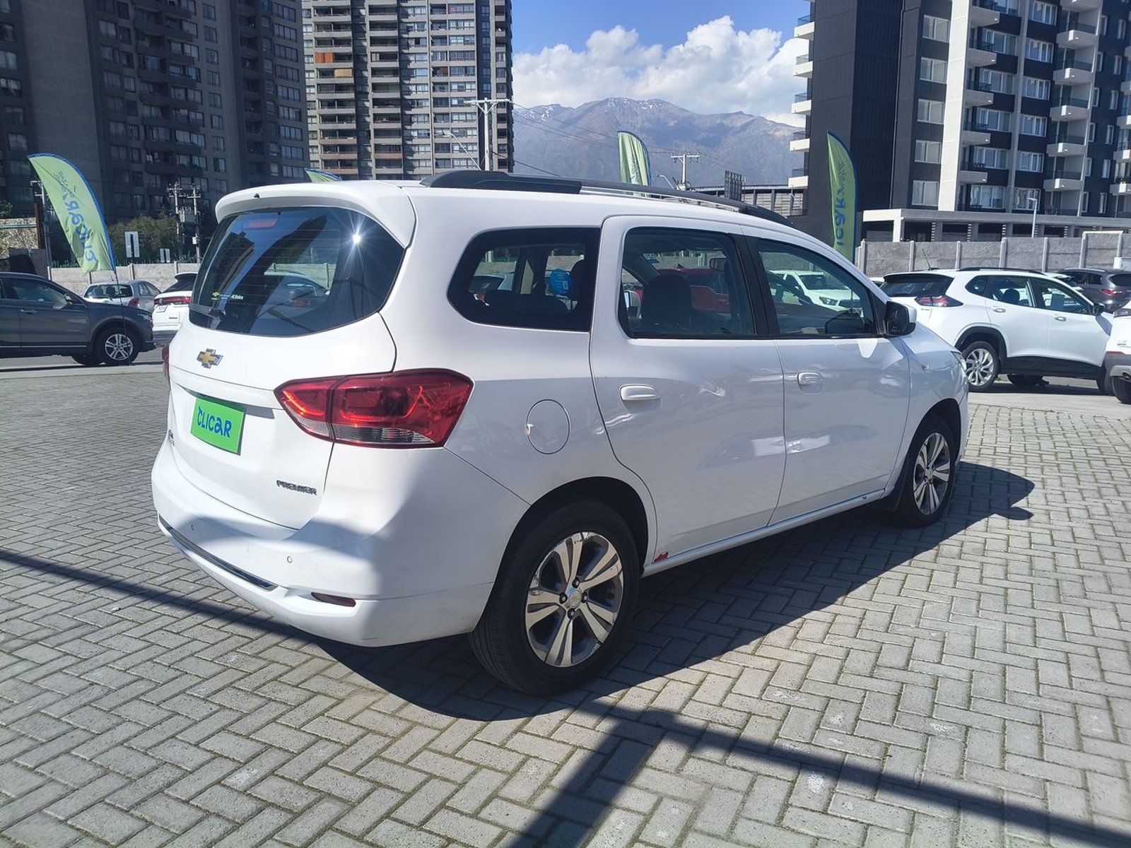 Chevrolet Spin 1.8 Premier 4x2 Mt 5p 2022 - Imagen 7 de 8