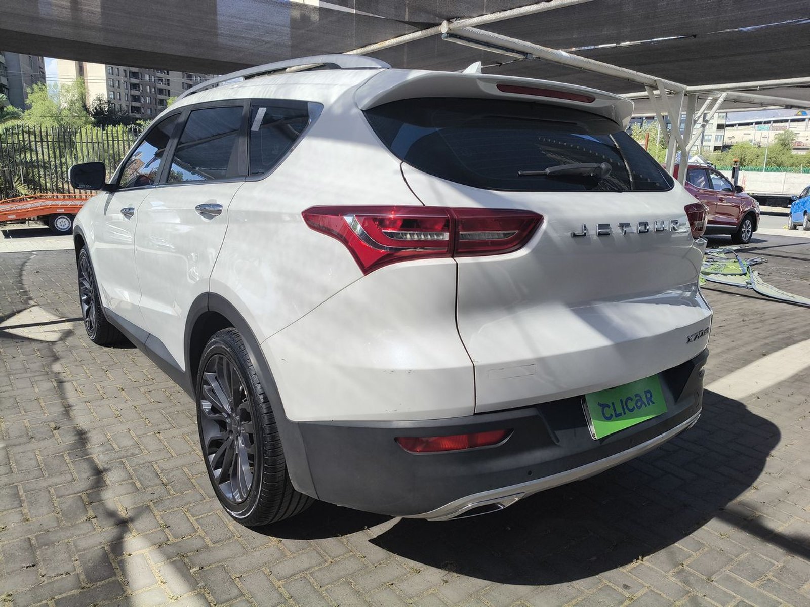 Jetour X70 1.5t Glx 4x2 At 5p 2023 - Foto 5 de 8