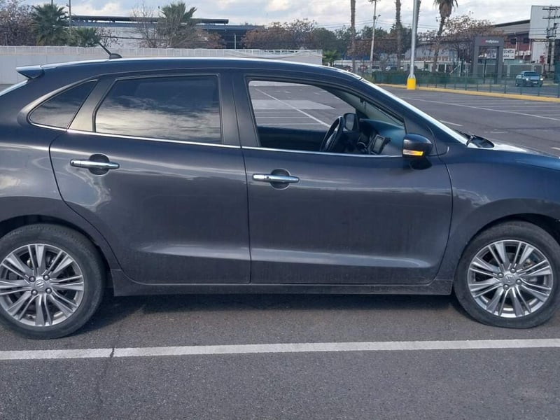 Suzuki Baleno 1.4 Glx 4x2 Hb Mt 5p 2020 - Imagen 3 de 5